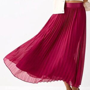 NWT Pleated Magenta Skirt